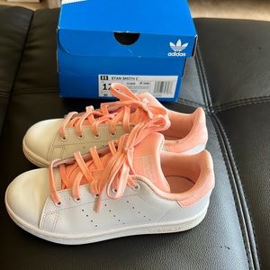 Adidas-Stan Smith size 12 in GREAT condition